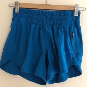 Lululemon Tracker Shorts V 4”